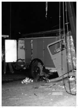 Alona Rodeh, Girl (from the Safe and Sound Poster Series), 2015