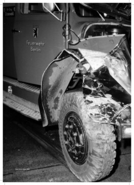 Alona Rodeh, Girl (from the Safe and Sound Poster Series), 2015