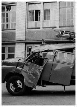 Alona Rodeh, Girl (from the Safe and Sound Poster Series), 2015