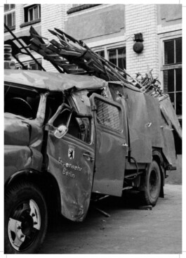 Alona Rodeh, Girl (from the Safe and Sound Poster Series), 2015