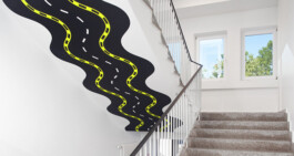 Alona Rodeh, Unterwegs, Public Art, Kunst am Bau Projekt Alona Rodeh, Girl (from the Safe and Sound Poster Series), 2015